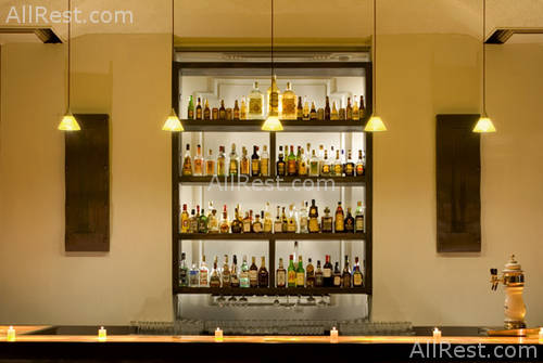 Sheraton Ambassador Hotel 8